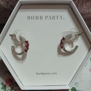 ♡Bomb Party Birthday Collection-January-Garnet Silver and Red Hoop Earrings♡